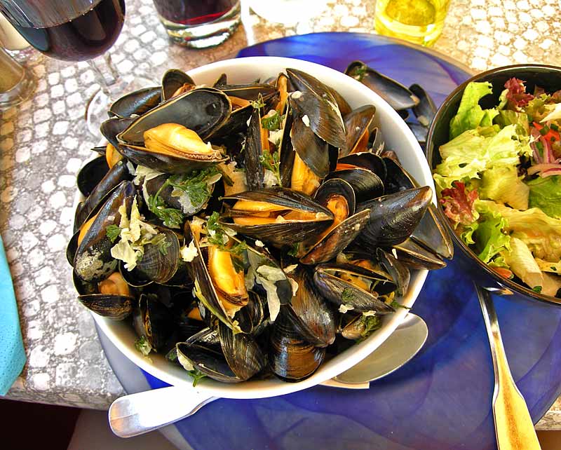 Mussels in a bowl...